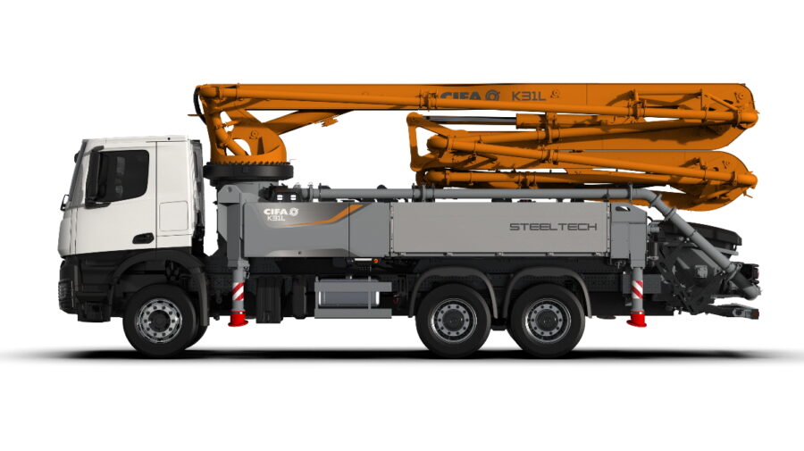 betonpomp cifa K31 31 meter zijaanzicht links witte mercedes truck
